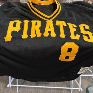 Pittsburgh pirates baseball Mitchell & Ness Black and Gold Jersey
